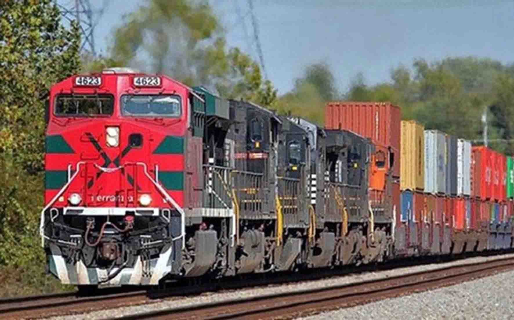 en contra del tren